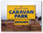Bushmans Rest Caravan Park 2006 - Cullulleraine: The Bushmans Rest Caravan Park welcome sign