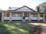 Curlwaa Caravan Park - Curlwaa: The homestead that dates back to the early 1930's