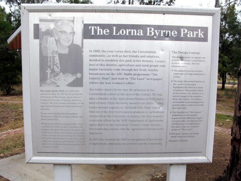 Bicentennial Park - Currabubula - Currabubula: The Lorna Byrne Park is opposite the grounds