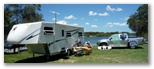 Cut Loose RV Fifth Wheelers - Burleigh Heads: Great lifestyle with a Roebuck Rig.