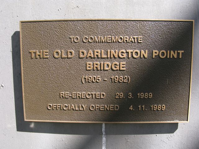 Darlington Point Riverside Caravan Park - Darlington Point: This bridge was re-erected in 1989 and now forms the entrance to the park.