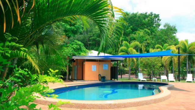 Hidden Valley Tourist Park - Darwin Berrimah: Swimming pool