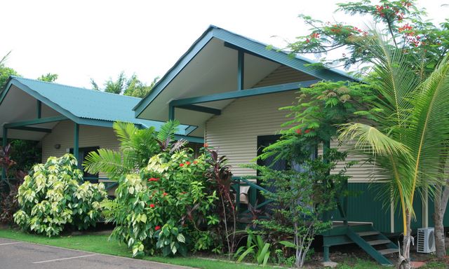 Hidden Valley Tourist Park - Darwin Berrimah: Cottage accommodation, ideal for families, couples and singles