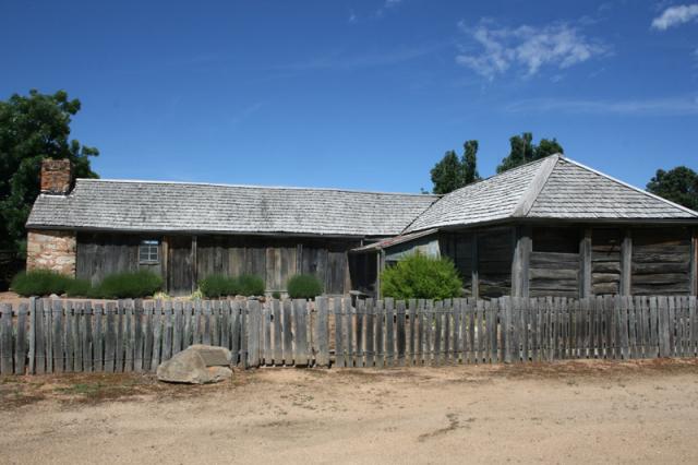Bill Jeffreys Memorial Caravan Park - Delegate: Another photo of the Early Settler's Hut