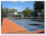 Big4 Deniliquin Holiday Park - Deniliquin: Tennis courts