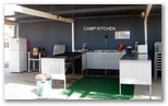 Kimberley Entrance Caravan Park - Derby: Camp kitchen and BBQ area