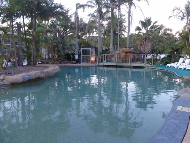 BIG4 Koala Shores Port Stephens Holiday Park - Lemon Tree Passage: Lovely pool with plenty of seating