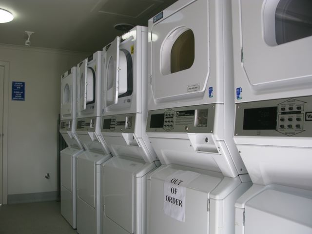 Peninsula Holiday Park - Dromana: Interior of laundry