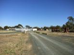 Rotary Park Free Camping - Echuca: All weather gravel roads within the park.