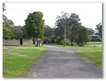 Eden Gateway Holiday Park - Eden: Good paved roads throughout the park