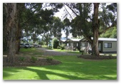 Bluegums Holiday Park - Eildon: Cottage accommodation, ideal for families, couples and singles