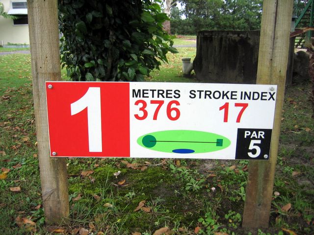 Evans Head Golf Course - Woodburn: Layout of Hole 1 - Par 5, 376 meters