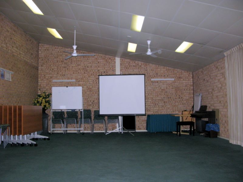 Wollongong Surf Leisure Resort - Fairy Meadow: Spacious conference room.