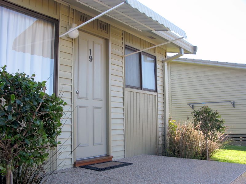 Wollongong Surf Leisure Resort - Fairy Meadow: One bedroom terrace apartment