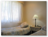 Wollongong Surf Leisure Resort - Fairy Meadow: Second bedroom in two bedroom bungalow