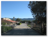 Wollongong Surf Leisure Resort - Fairy Meadow: Roads are generous in size making navigation safe and easy.