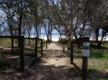 Fingal Holiday Park - Fingal Head: One of the walk ways to the beach