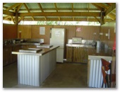 Fishery Falls Holiday Park - Fishery Falls: Interior of camp kitchen