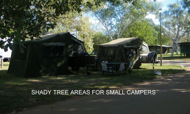 Fitzroy River Lodge Caravan Park - Fitzroy Crossing: Shady tree areas for small campers