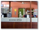 Fitzroy River Lodge Caravan Park - Fitzroy Crossing: Reception and office