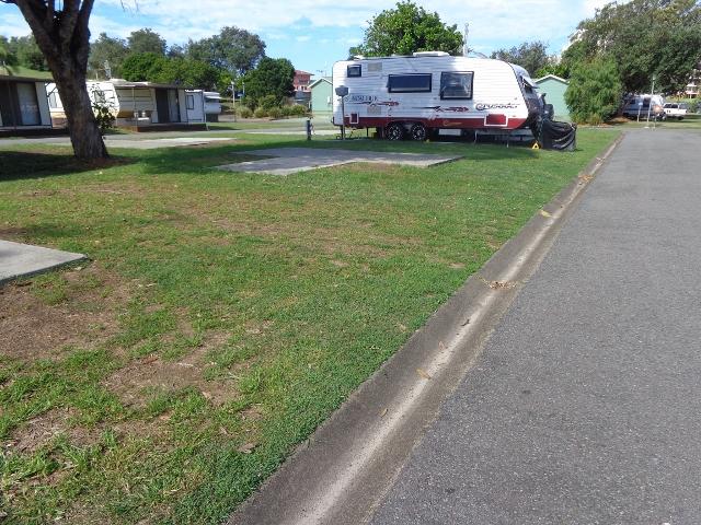 Forster Beach Holiday Park - Forster: all roads are seeled but watch out for those gutters!