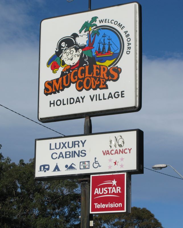 Smugglers Cove Holiday Village - Forster: Welcome sign