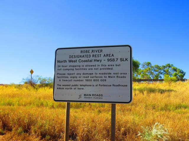 Robe River - Fortescue: Signage.