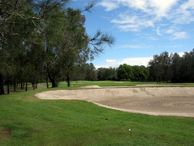 Gainsborough Greens Golf Course - Pimpama: Approach to the green on Hole 1