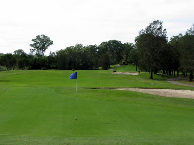 Gainsborough Greens Golf Course - Pimpama: Green on Hole 1 looking back along the fairway.