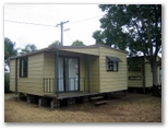 Gatton Caravan Park - Gatton: Cottage accommodation