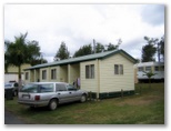 Riverview Caravan Park - Gayndah: Cottage accommodation ideal for families, couples and singles