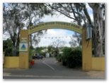 Barwon River Tourist Park - Belmont Geelong: Barwon River Tourist Park welcome sign.