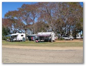 Goldfields Caravan Park - Georgetown: View of the park from the road