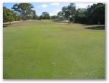 Gladstone Golf Course - Gladstone: Approach to the green on Hole 10