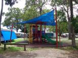 Jacobs Well Tourist Park - Jacobs Well: simple playground
