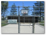 Tallebudgera Creek Tourist Park - Palm Beach: Basketball Court