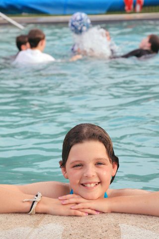 Gundy Star Tourist Van Park - Goondiwindi: Kids love the swimming pool