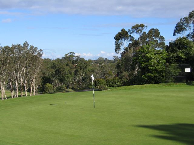 Gordon Golf Course - Gordon Sydney: Green on Hole 2