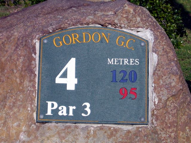 Gordon Golf Course - Gordon Sydney: Hole 4, Par 3 - 120 meters