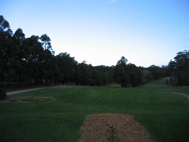 Gordon Golf Course - Gordon Sydney: Fairway view Hole 9