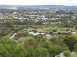 Governors Hill Carapark - Goulburn: Great views from the war memorial lookout