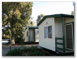 Gunbower Caravan Park - Gunbower: Cottage accommodation ideal for families, couples and singles