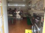 Gympie Caravan Park - Gympie: laundry with newmachines