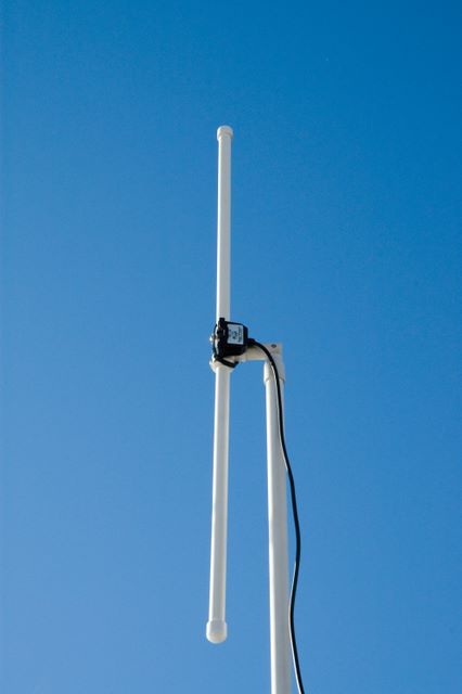 Happy Wanderer Caravan Accessories - Somerton Park: Happy Wanderer Caravan Accessories: The T-Bar antenna has proven over time to be one of Australia's favourite RV antenna's with over 70 000 sold in our 13yr history
