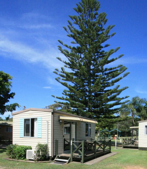BIG4 Harrington Beach Holiday Park - Harrington: Cottage accommodation, ideal for families, couples and singles