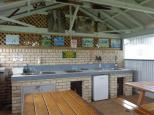 Colonial Holiday Park and Leisure Village - Harrington: Gas BBQs in camp kitchen