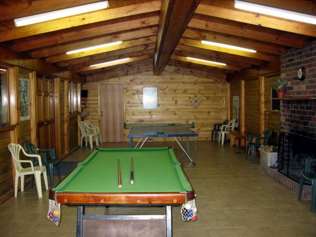 BIG4 Badger Creek Holiday Park - Healesville: Interior of Recreation room