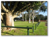 Pacific Gardens Van Village - Heatherbrae: Well maintained grounds with majestic trees.
