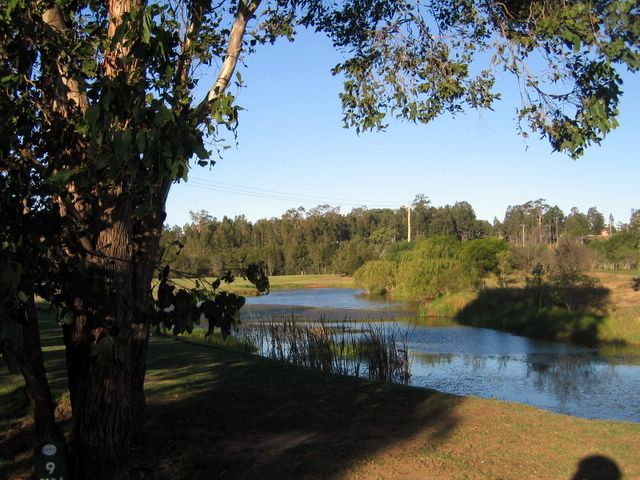 Heritage Green Residential Golf Course - Rutherford: Water adjacent to Hole 9