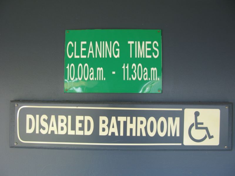 Australiana Top Tourist Park - Hervey Bay: Bathroom for Disabled Visitors